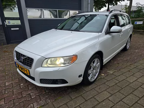 Volvo V70 2.5T Momentum