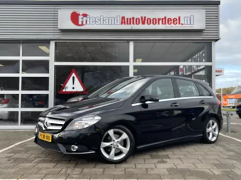 Mercedes-Benz B-klasse 180 Ambition /Airco/Cruise/Trekhaak/Stoelverw./APK 12-2026/