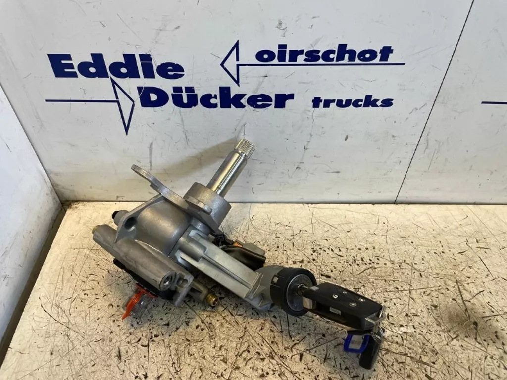 Renault 7421857246 / 7423005989 / 7482632592 IGNITION SWITCH