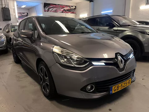 Renault Clio 1.5 dCi ECO Dynamique 5-DOORS NAVI BJ-15