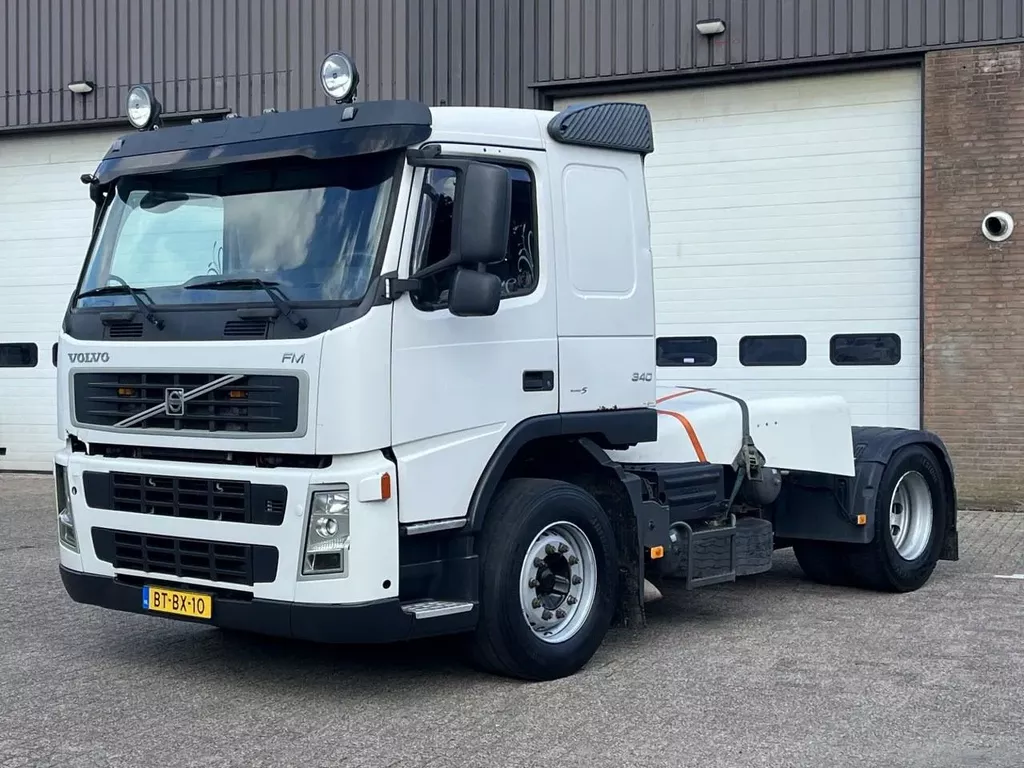 Volvo 340 FM / Euro5 / Low cab / Airco / PTO prepared / NL Truck