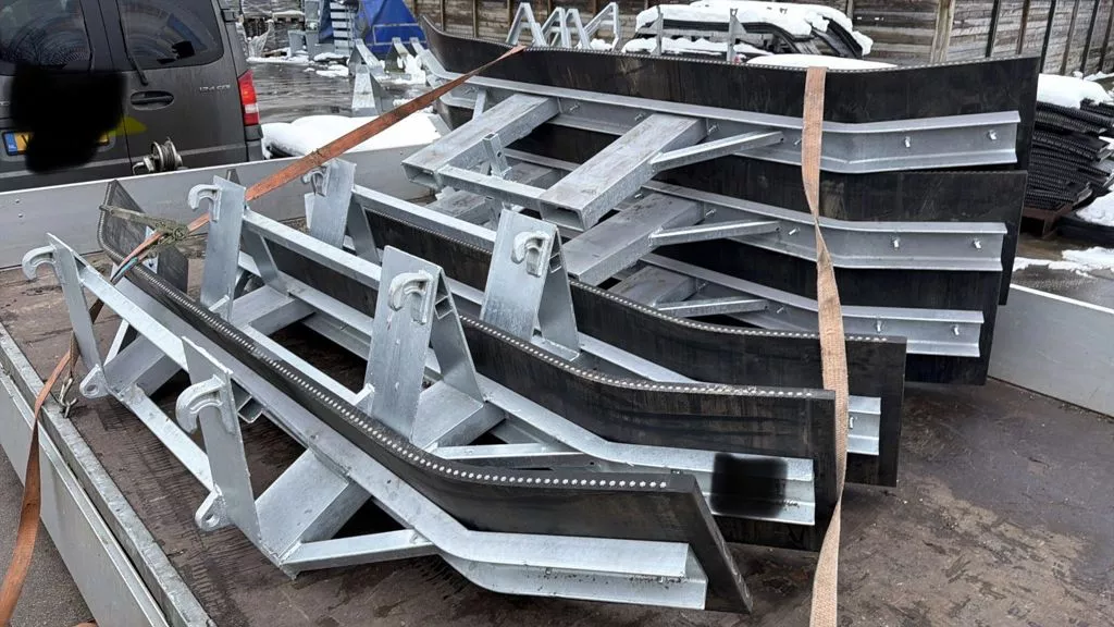 Roo Vuilschuiver met euro aansluiting