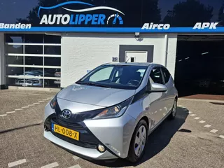 Toyota Aygo 1.0 VVT-i x-play /Airco/5 drs/carplay/camera