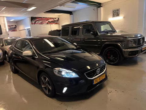 Volvo V40 2.0 D2 R-Design 5-DOORS FULL BJ-15 EURO-6