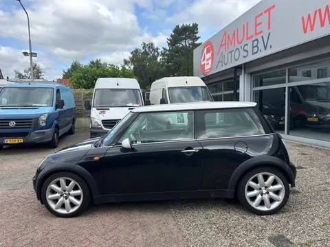 Mini Cooper 1.6,85kw/115pk,Chili,2004: 1149,-