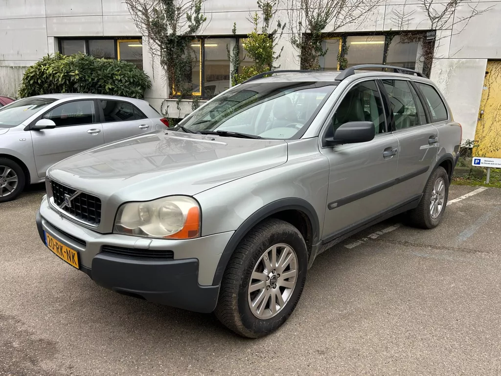 Volvo XC90 2.5 T Summum / Automaat / 7 pers / Airco / Stoelverw./ Export