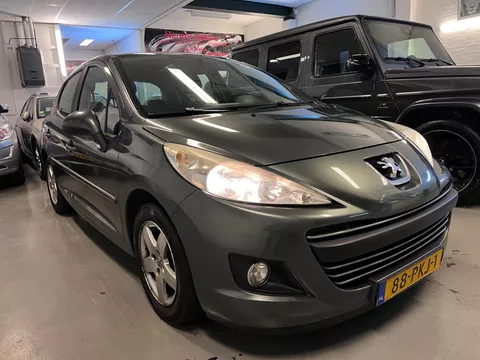 Peugeot 207 1.6 HDiF Style 5-Doors Clima Euro-5
