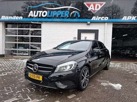 Mercedes-Benz A-klasse 180 Prestige /Nieuwe apk bij aflevering/5 dr/Lm velgen/Navi/Panoramaraam/Half leder/Trekhaak