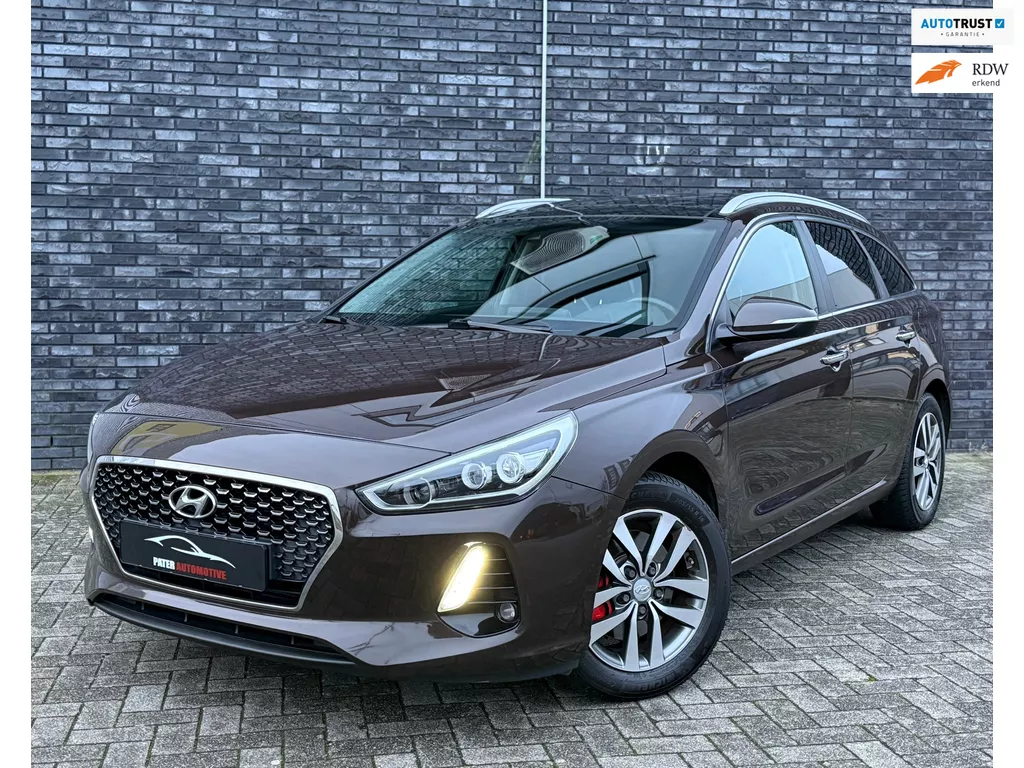 Hyundai I30 Wagon 1.4 T-GDI Premium Panorama|BLIS|Camera|Full Keyless|Trekhaak|Carplay|Stuurflippers