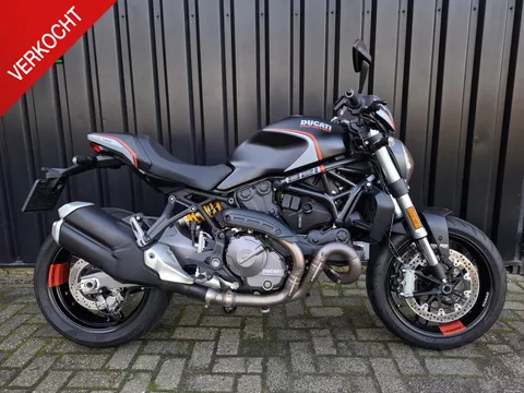 Ducati Monster 821 Stealth