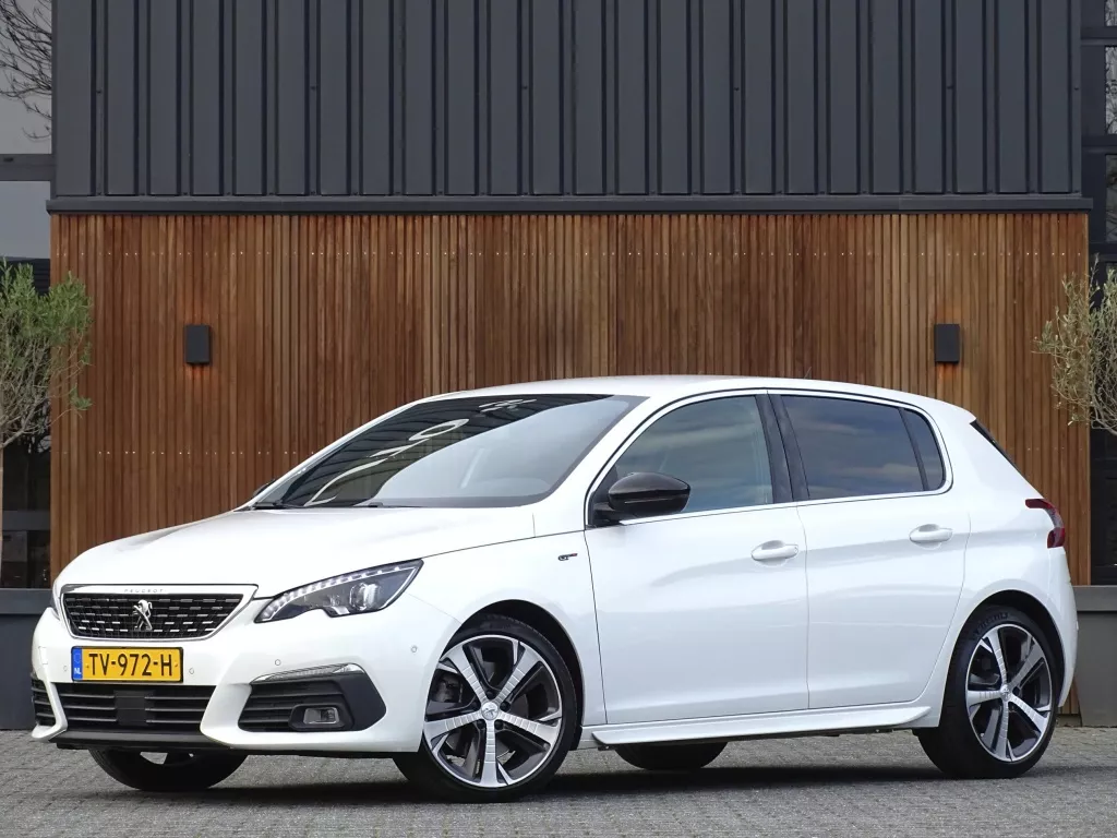 Peugeot 308 1.6 e-THP GT 225PK automaat / Denon audio / LED