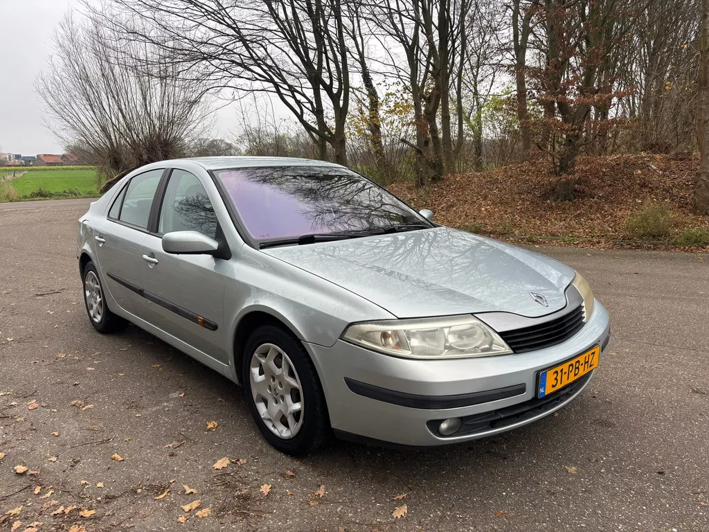 Renault Laguna 1.8-16V Tech Road | Aut. | 1e eig. | NAP | APK 02-2027