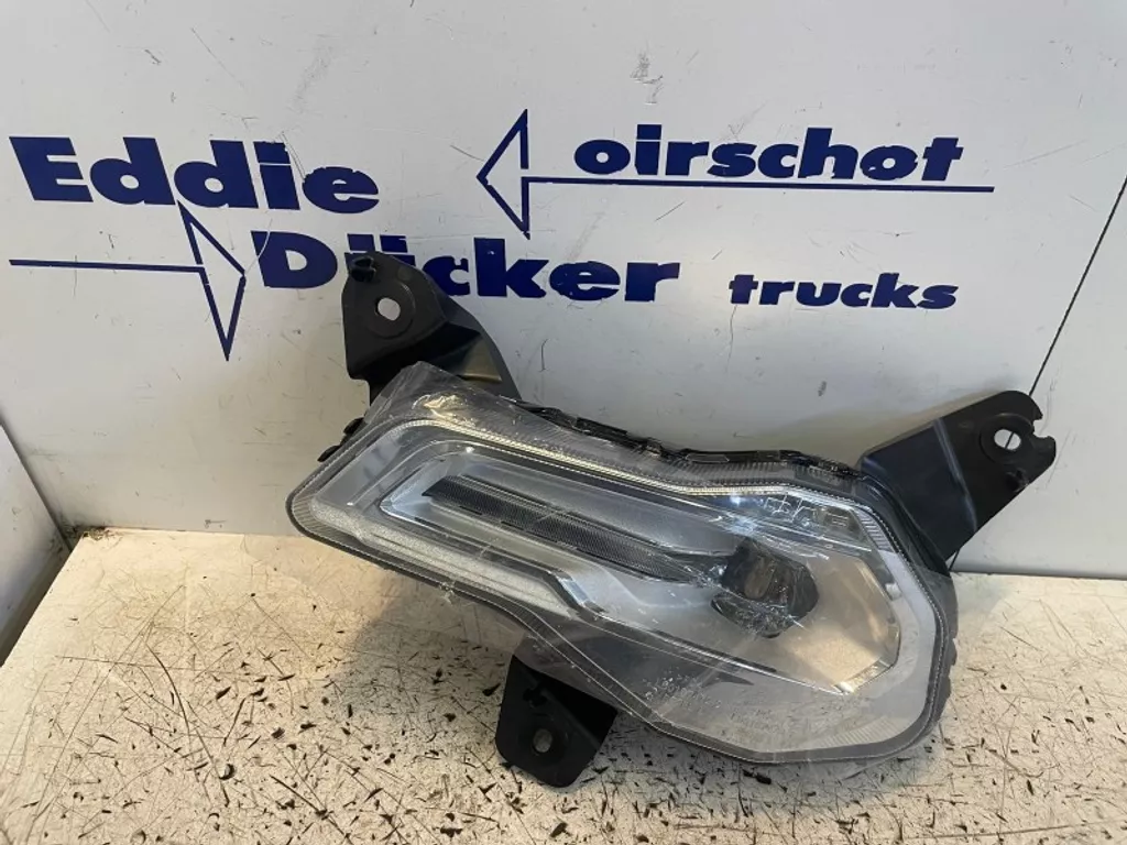 DAF 2188911 MISTLAMP LINKS (ALS NIEUW MET SCHADE)