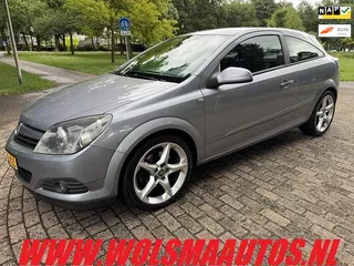 Opel Astra GTC 2.0 T Sport