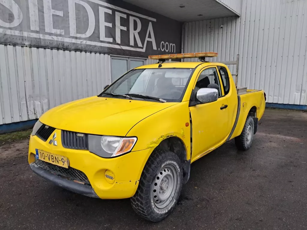 Mitsubishi L200 , 4x4 , 2.5 Di-D , Club cab