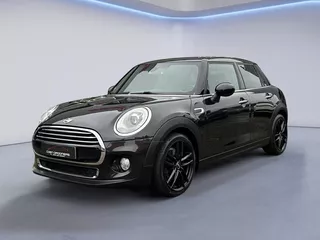 Mini Cooper 1.5 Chili Serious Business /Apple &amp; Android Carplay/Elektrisch Panoramadak/Stoelverwarming/Cruise &amp; Clima control/Isofix/JCW Sportstuur/Sportstoelen/(MET GARANTIE*)