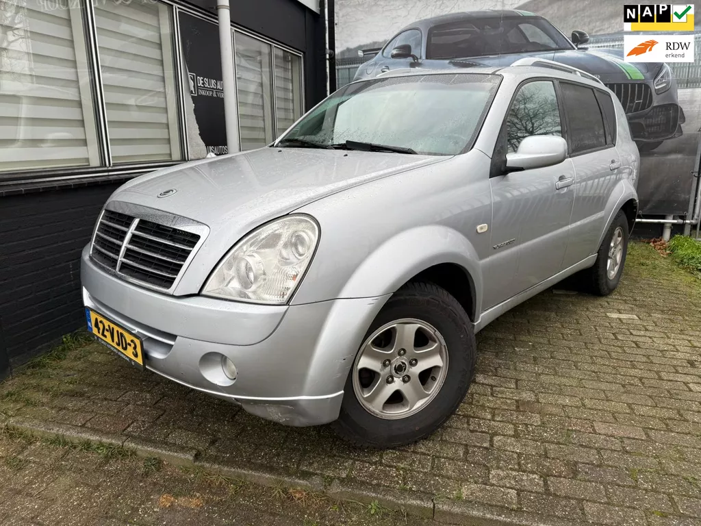 SsangYong Rexton RX 270 Xdi AUTOMAAT GRIJS KENTEKEN