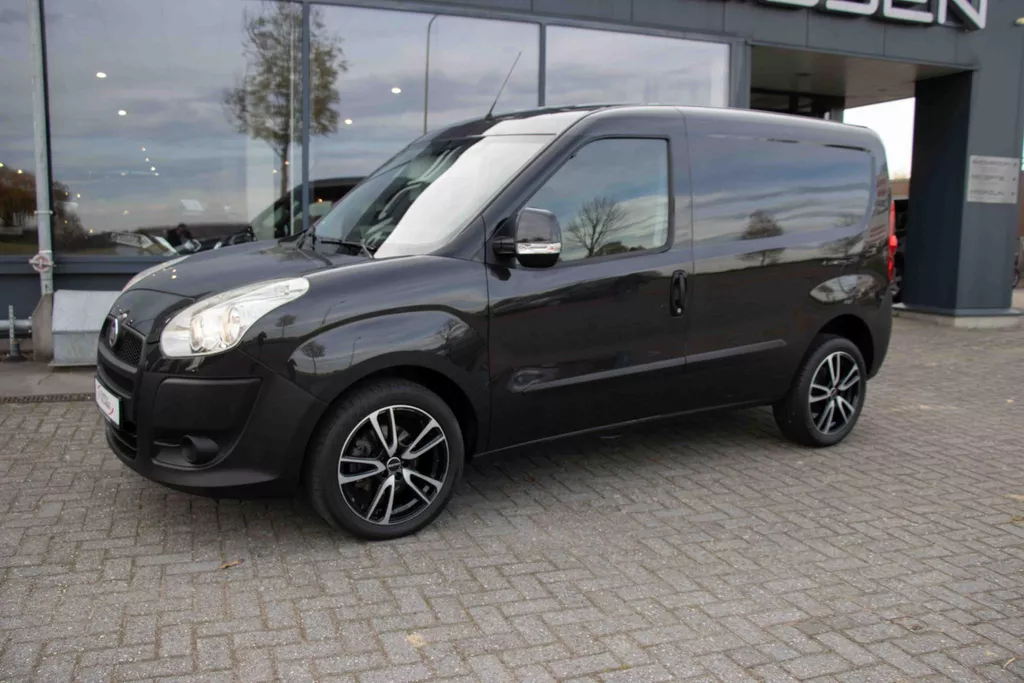 Fiat Dobl&ograve; Cargo 1.6 MJ L1H1 SX