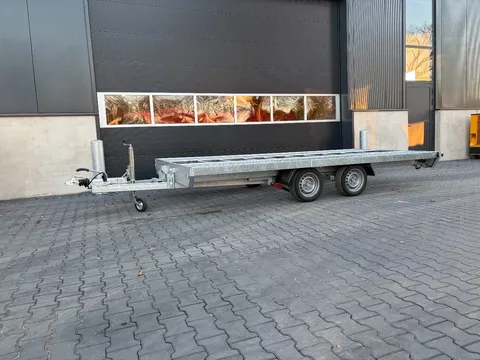 Hapert autotransporter/autoambulance