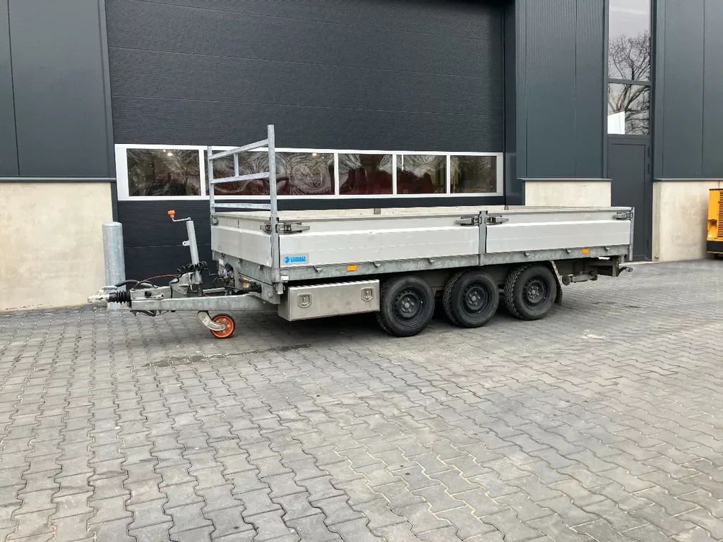 Hapert 3 zijdige elektrische kipper aanhanger