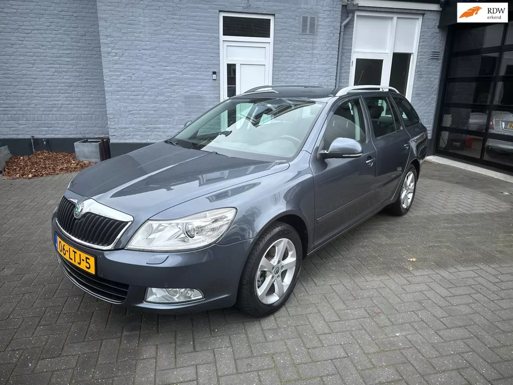 Skoda Octavia Combi 1.8 TSI | NAVI | XENON | TREKHAAK |
