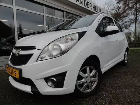 Chevrolet Spark 1.0 16V LT White Limited Edition Bi-Fuel