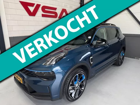 Lynk &amp; Co 01 1.5, NL, NAP, full-opties,Panorama,Camera,Carplay,DAB
