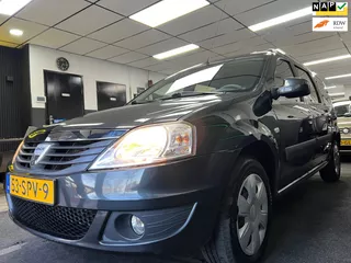 Dacia Logan MCV 1.6 MPI Laur&eacute;ate 7p.