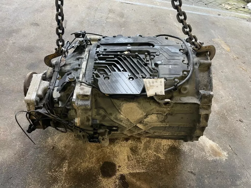 DAF 2020996 / 2189374 ZF TRAXON 12TX2010 TD (MORE PIECES IN STOCK)