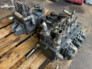 Diverse HYDRAULIC VALVE SAUER DANFOSS