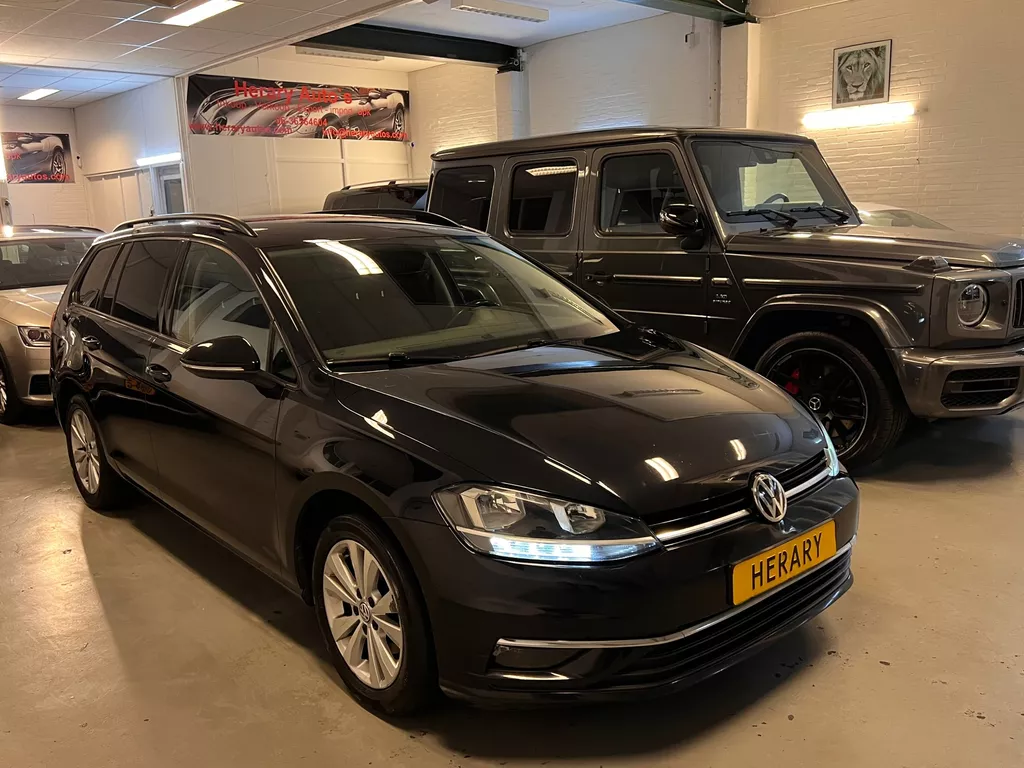 Volkswagen Golf Variant 1.6 TDI Highline Kombi Navi DSG BJ-17 EURO-6