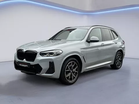 BMW X3 xDrive30e High Executive M Sport /Apple &amp; Android Carplay/Achteruitrijcamera/Parkeersensoren/Sportstoelen + Sportstuur/lederClimate V+A/Keyless (MET GARANTIE*)