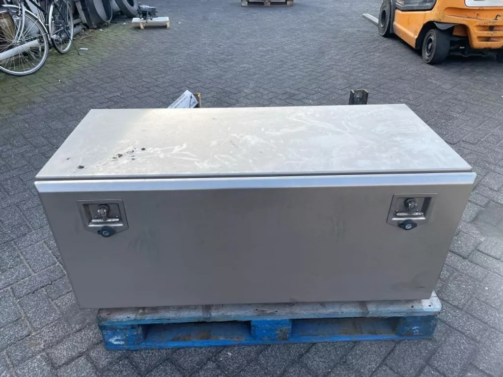 Diverse RVS GEREEDSCHAPSKIST+STEUN 120X55X50 CM