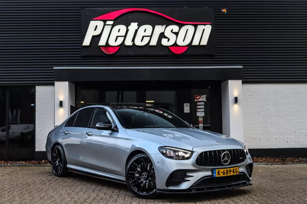 Mercedes-Benz E-klasse 300 e AMG 1E EIG BTW! PANO BURMESTER
