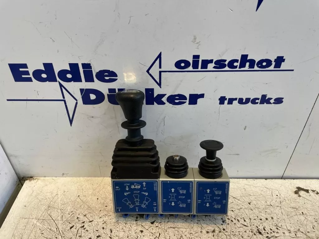 Diverse OMFB PNEUMATISCHE BEDIENING 40008/40017/40026/40035/42259/42268