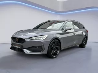 CUPRA Leon Sportstourer 1.4 e-Hybrid VZ Performance /Apple &amp; Android carplay/Achteruitrijcamera/Stoel- &amp; stuurverwarming/Parkeer assist./19'' LMV/Cruise &amp; clima contr./ (MET GARANTIE*)