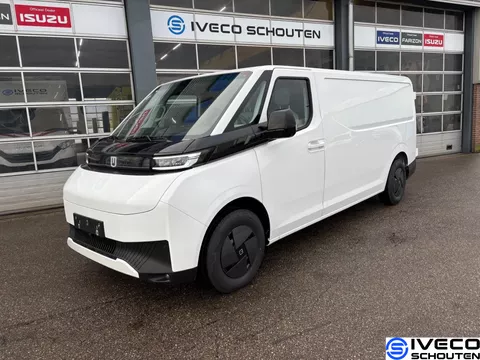 Farizon SV L2H1 83 kW White