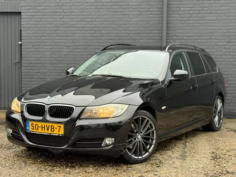 BMW 3-serie Touring 318i Business Line AIRCO | PDC | CRUISE | NWE APK