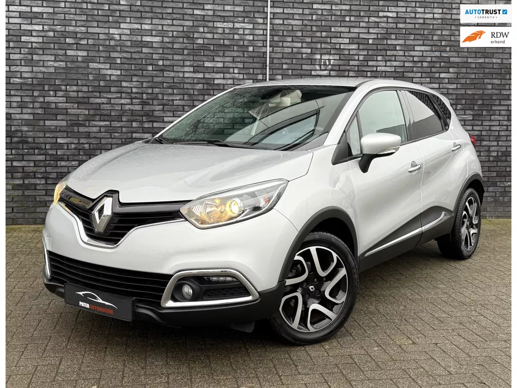 Renault Captur 1.2 TCe Helly Hansen Navigatie|Cruise Control|PDC|Keyless|Climate Control