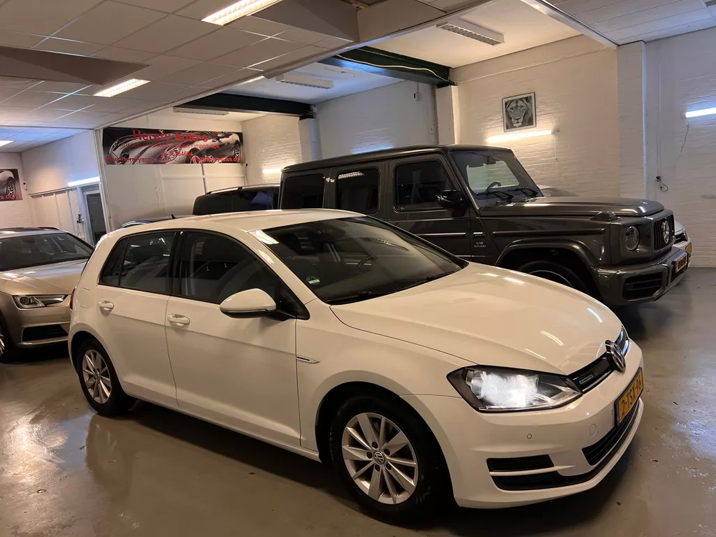 Volkswagen Golf 1.6 TDI BlueMotion 5-Doors Navi Clima Bj-14
