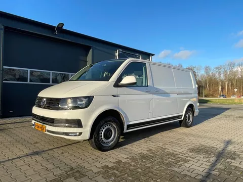Volkswagen Transporter 2.0 TDI L2H1 Comfortline