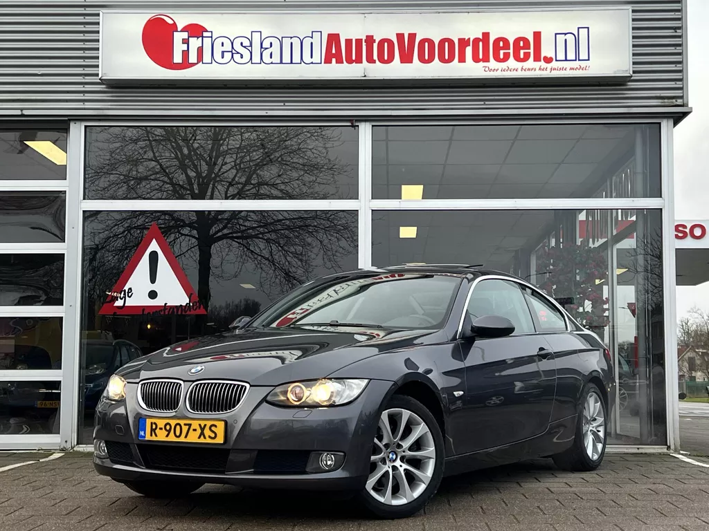 BMW 3-serie Coup&eacute; 325xi Automaat / Open Dak / PDC / Xenon / 2007/ Zeer netjes/APK 01-2027/