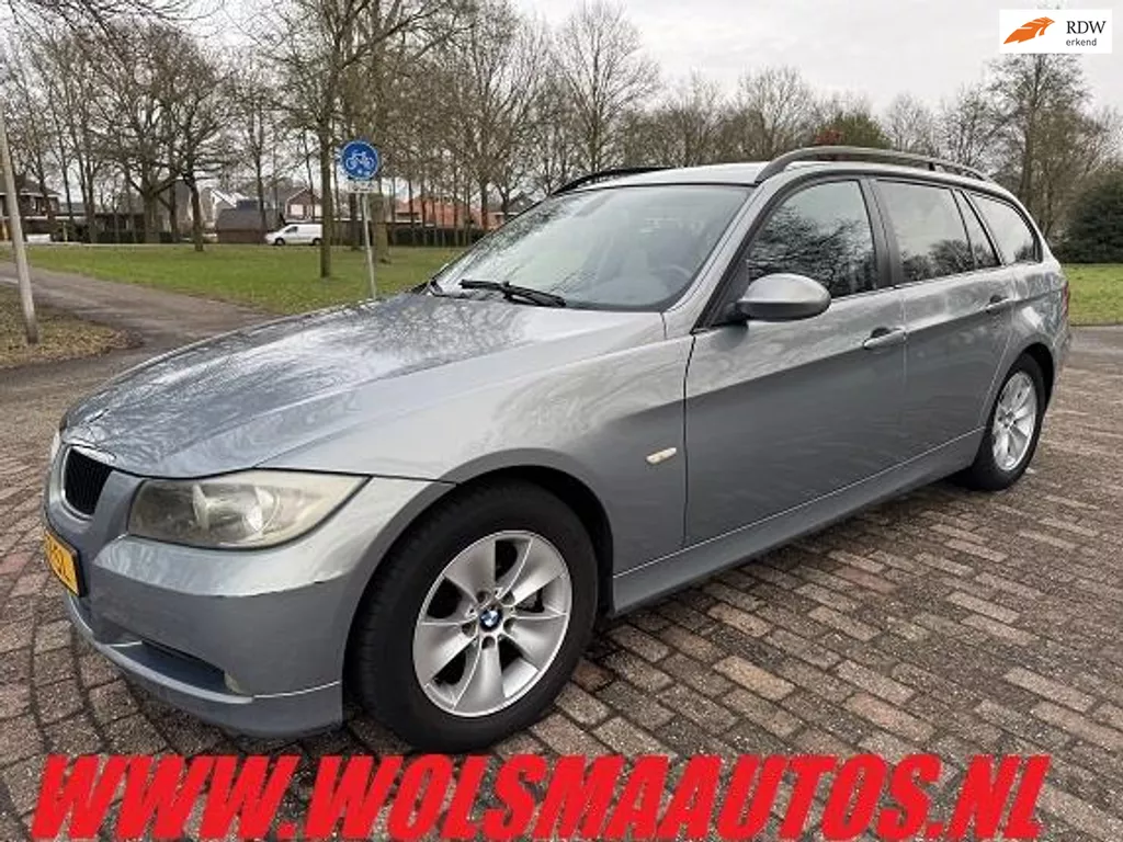 BMW 3-serie Touring 320i Dynamic Executive