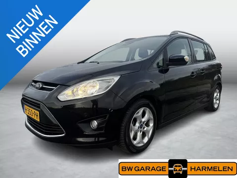 Ford Grand C-Max 1.0 Titanium | Trekhaak | Voorstoelen verwarmd | Navi | PDC |