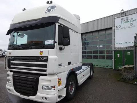 DAF XF 105 SSc , MOTOR PROBLEEM, 460HP/Retarder/ Toplights 2 x tanks