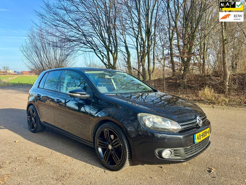 Volkswagen Golf 1.4 TSI Highline | 5D | Clima | Navi | 17''