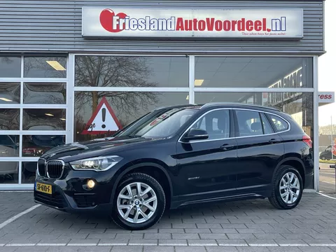 BMW X1 sDrive18d Corporate Lease Executive Automaat / Groot Navi / Head Up/Sportstoelen/ LED / 2018