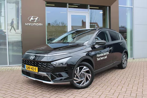 Hyundai Bayon 1.0 T-GDI 100pk 48V Premium Sky DCT Automaat Airco Navi Camera Carplay Schuifdak Demo Vol!!!!