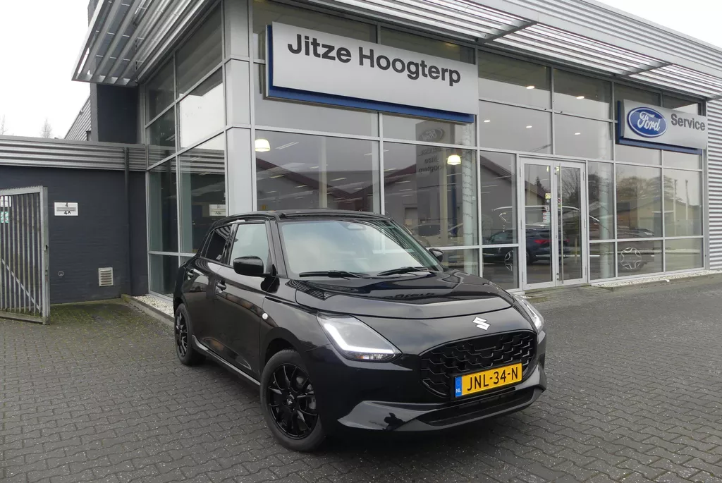 Suzuki Swift 1.2 Select Smart Hybrid TREKHAAK AFNEEMBAAR (1.000KG), STOELVERWARMING, ADAPT. CRUISE, CLIMA, NAVI, CAMERA, PDC, APPLE CARPLAY/ANDROID AUTO, 4.295KM