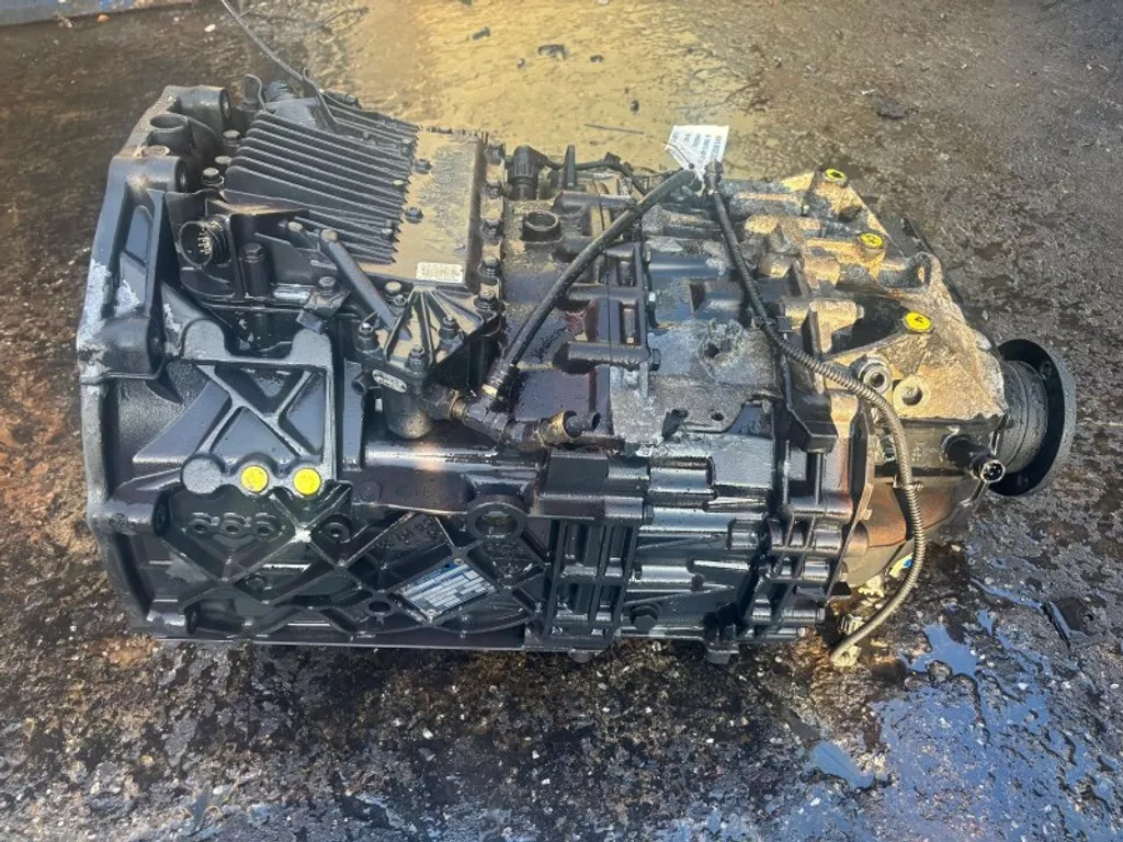 Iveco 5801960661 ZF 12AS1930 TO 15,86-1,00